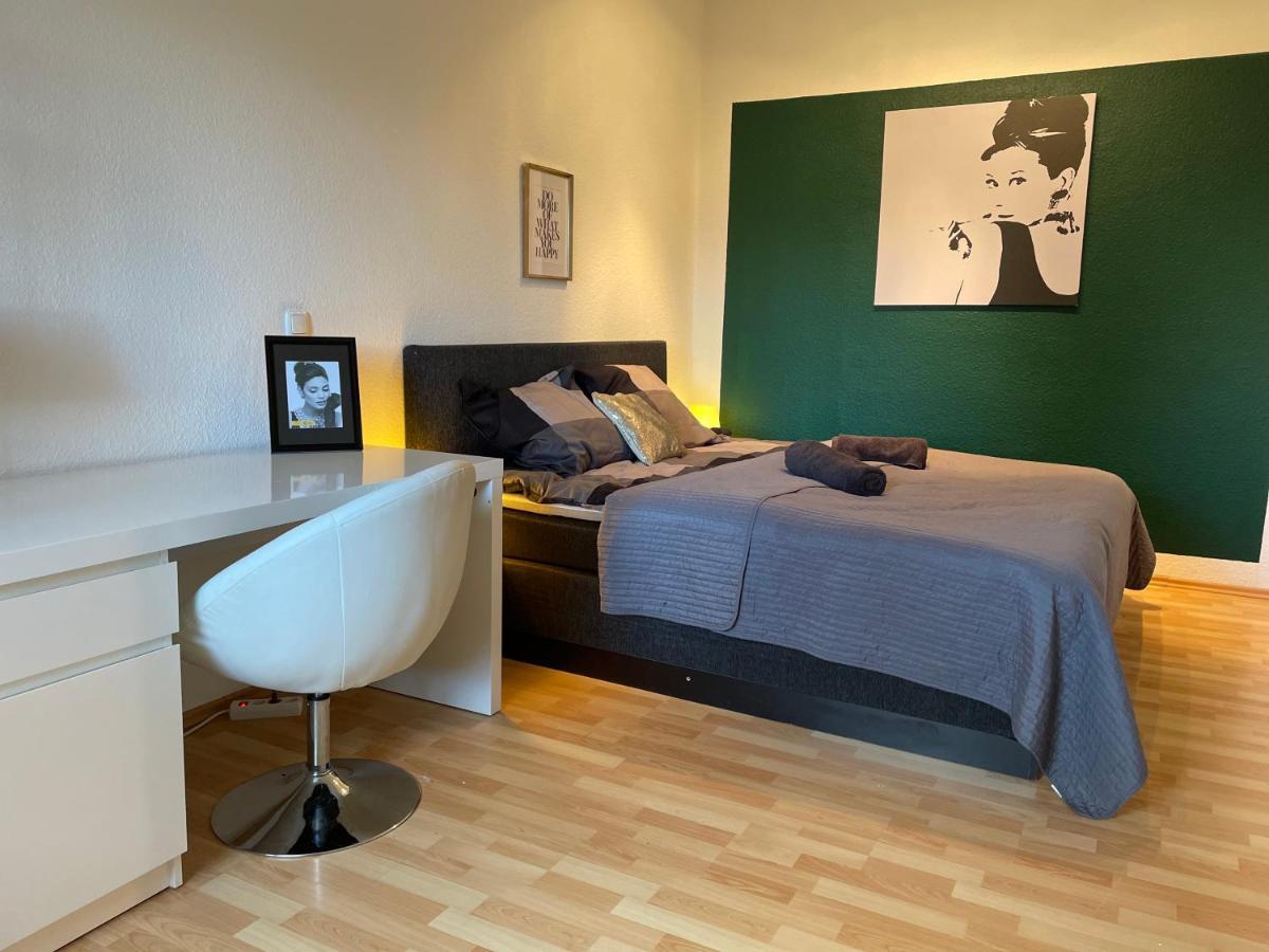 Sky Night Suite Düren - Eifel المظهر الخارجي الصورة